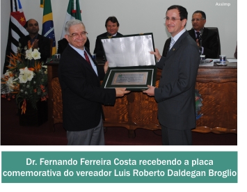 Dr. Fernando Ferreira Costa recebe Título de Cidadão Honorário